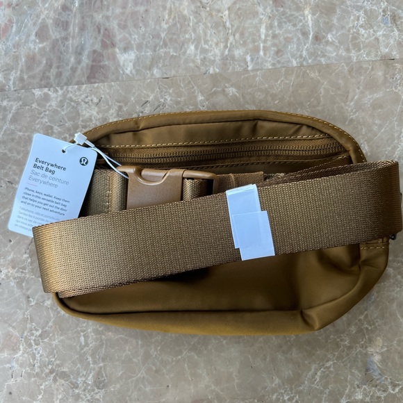 🤎One left🤎Lululemon Everywhere Belt Bag- Burnt Caramel - Picture 5 of 5